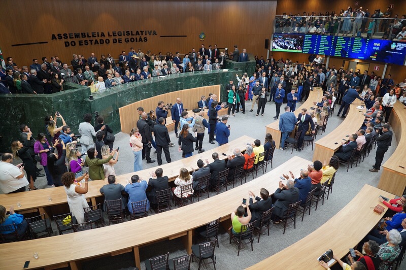 Plenário Iris Rezende oficializa nova Mesa Diretora da Assembleia Legislativa de Goiás