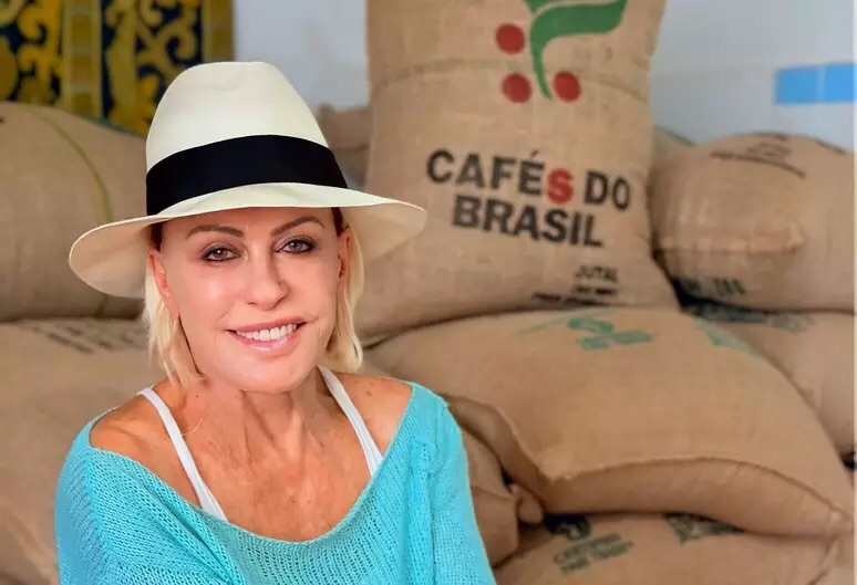 Ana Maria Braga é internada após picada de escorpião em sua fazenda